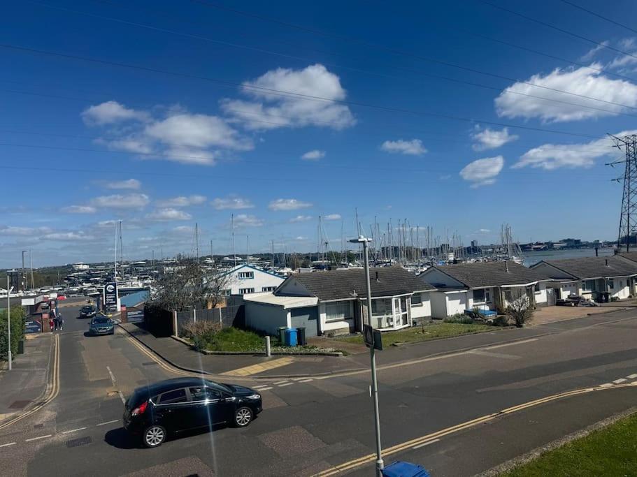 Quayside - Hamworthy Villa Poole Exterior photo